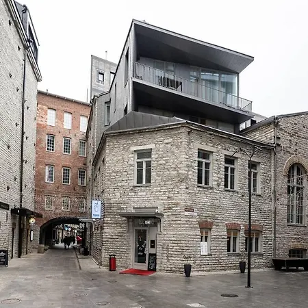 Luxuriously Furnished, Spacious Rotermanni Jewel Appartement *